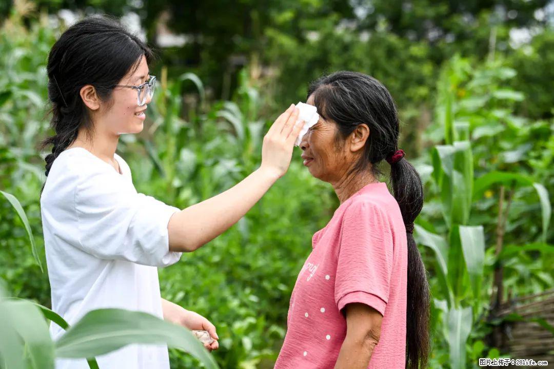 全网追的“扁担女孩”，找了一份暑假工，时薪12元 - 清远生活资讯 - 清远28生活网 qingyuan.28life.com